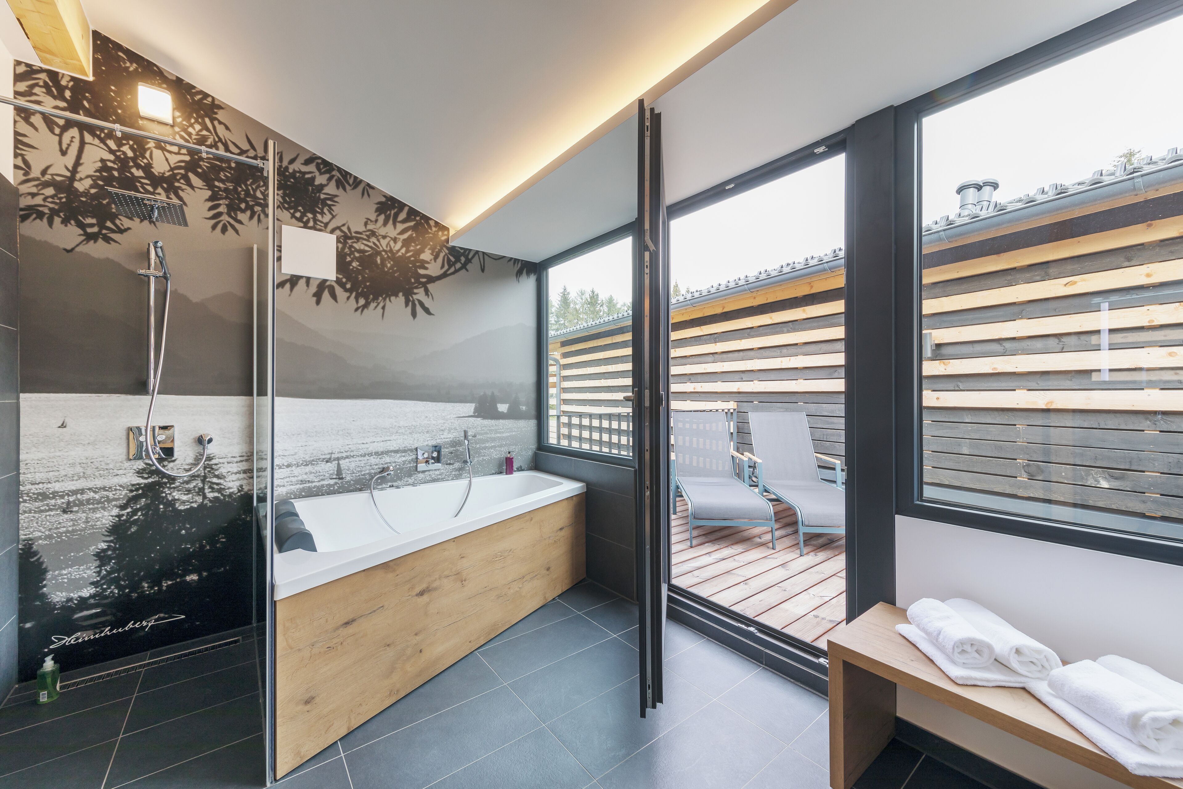 Exclusive Cottage, 2 Bedrooms | Bathroom | Shower