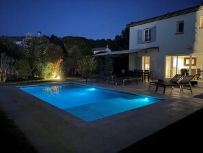 Piscina externa, piscina aquecida