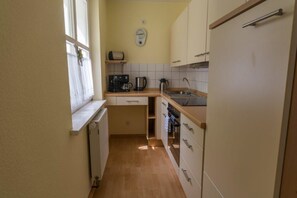 Comfort Apartment (inklusive Endreinigung 73 EUR) | Eigene Küche | Kühlschrank, Mikrowelle, Ofen, Herdplatte