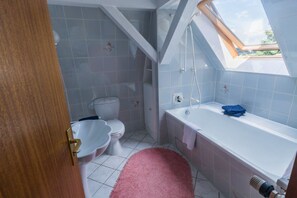 Appartement Supérieur (including Cleaning Fee of 80 EUR) | Salle de bain
