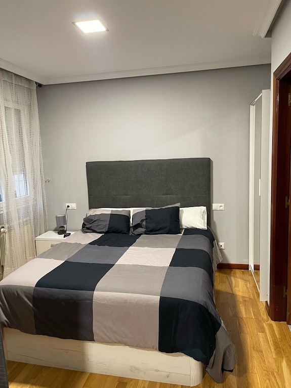 Apartamento En Gijón - Gijón