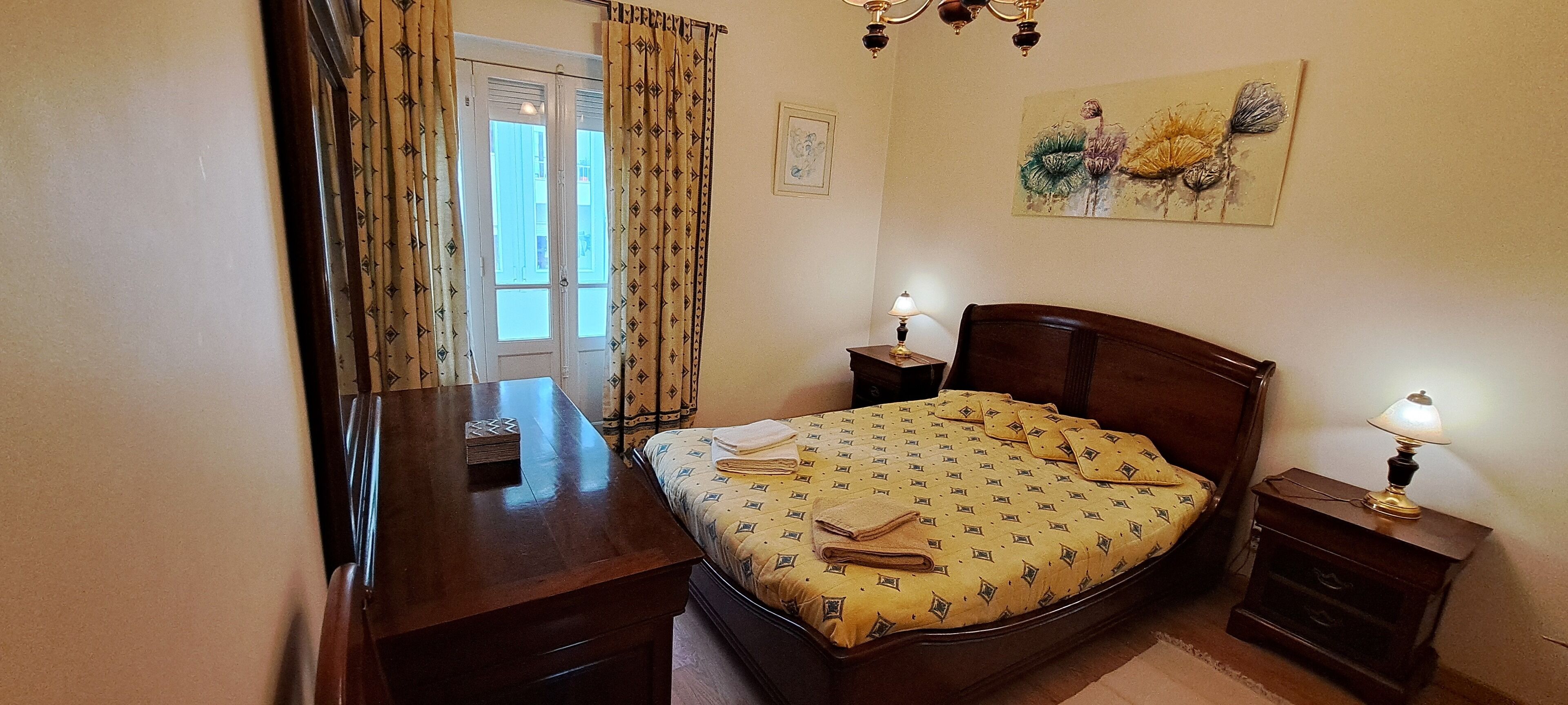 2 bedrooms, iron/ironing board, travel crib, free WiFi