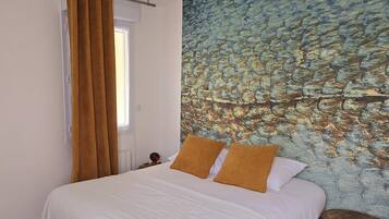 Casa luxo, vários quartos, vista para o mar | 2 quartos, camas com colchões pillow-top, escrivaninha