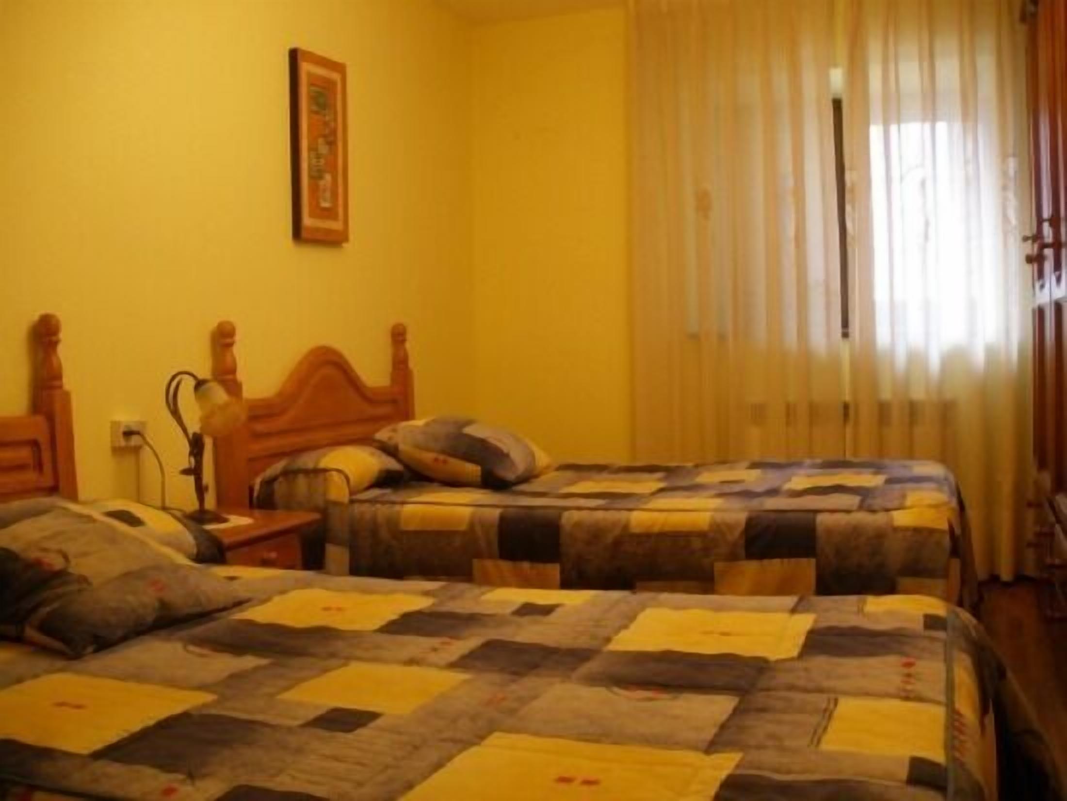 2 bedrooms