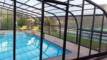 Piscine couverte, piscine chauffée