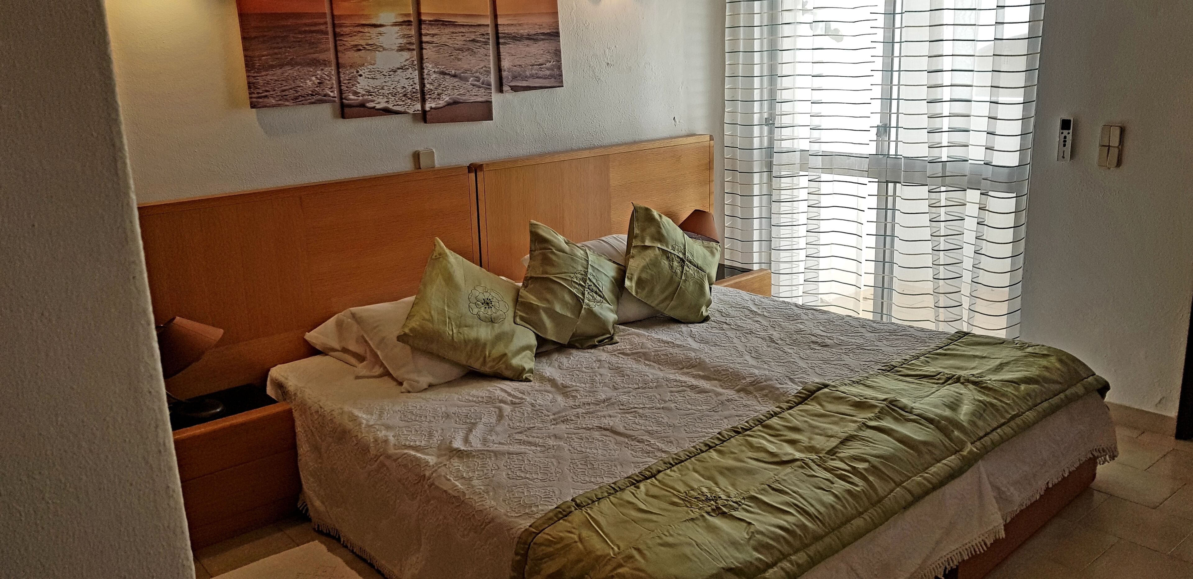 2 bedrooms, in-room safe, iron/ironing board, WiFi