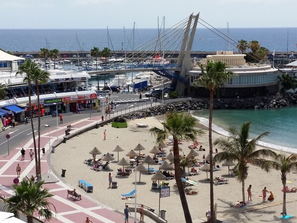 Vue sur la plage ou l’océan