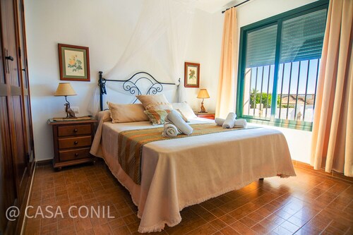 Private Pool and large garden, in Fuente del Gallo, with aircondition and wifi internet - Casa Macarena -