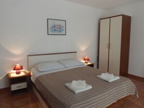 2 chambres, Wi-Fi gratuit, draps fournis