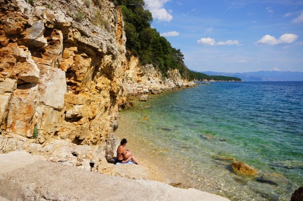 Guests can enjoy breathtaking ocean views from the shore.