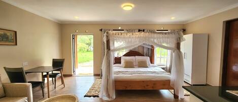 Executive Cottage, Multiple Beds, Accessible, Hill View | Laptop workspace, free WiFi, bed sheets