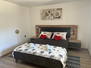 2 bedrooms, free WiFi, bed sheets