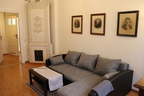 TV, books