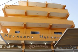 Front of property - Laguna Hotel (San Pedro)