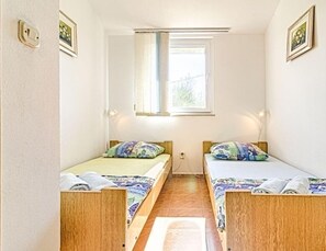 2 bedrooms, free WiFi, bed sheets