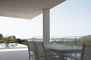 Outdoor dining - Villa sea view in Pinarello - near Porto-Vecchio (ZONZA)