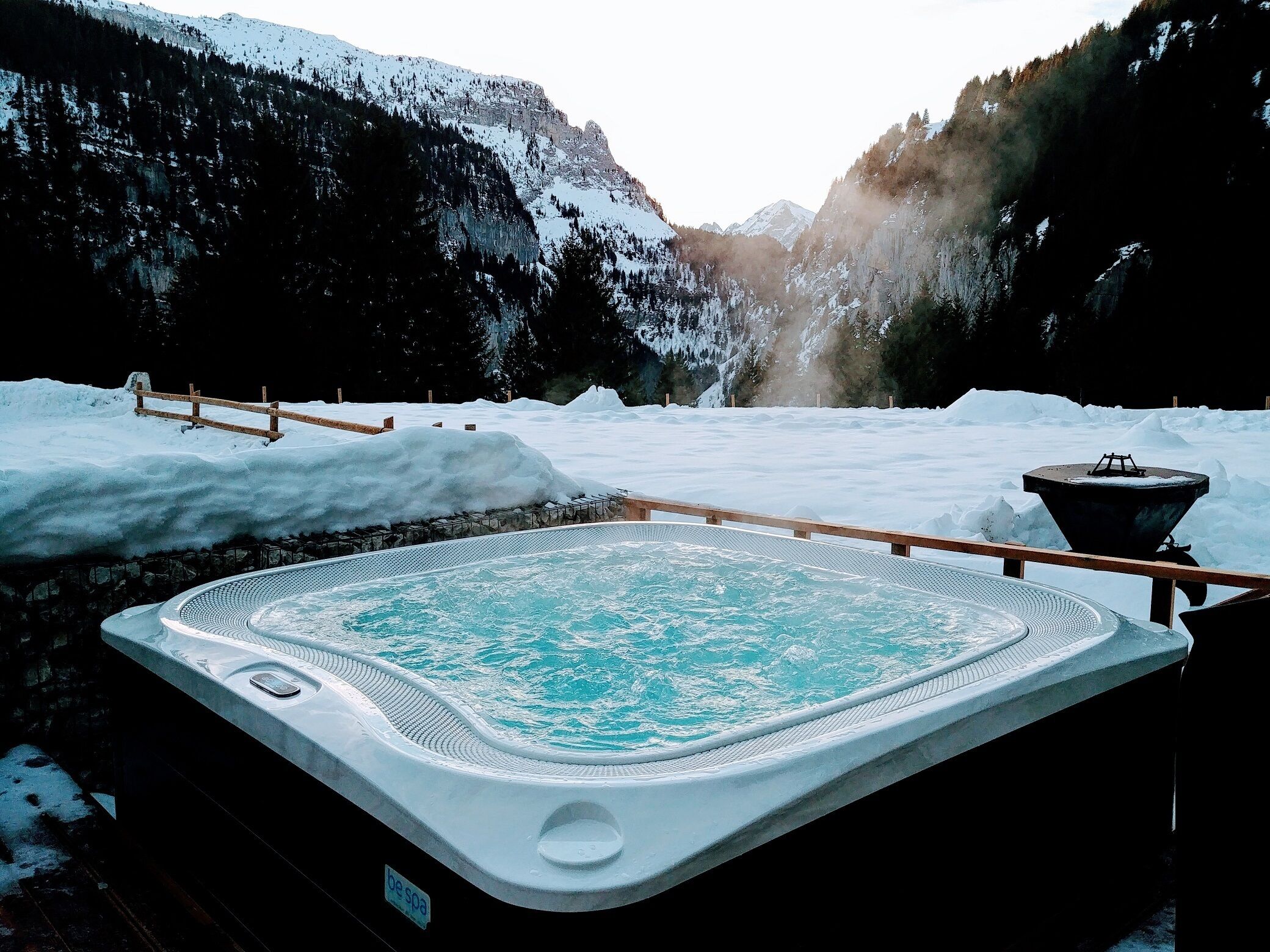 Bain à remous extérieur