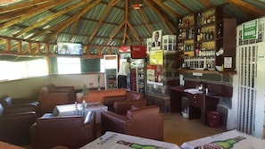 Bar (in der Unterkunft)