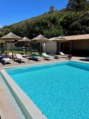 Piscine extérieure