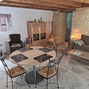 Interior - Quiet paradise in a bucolic setting (Concorès)
