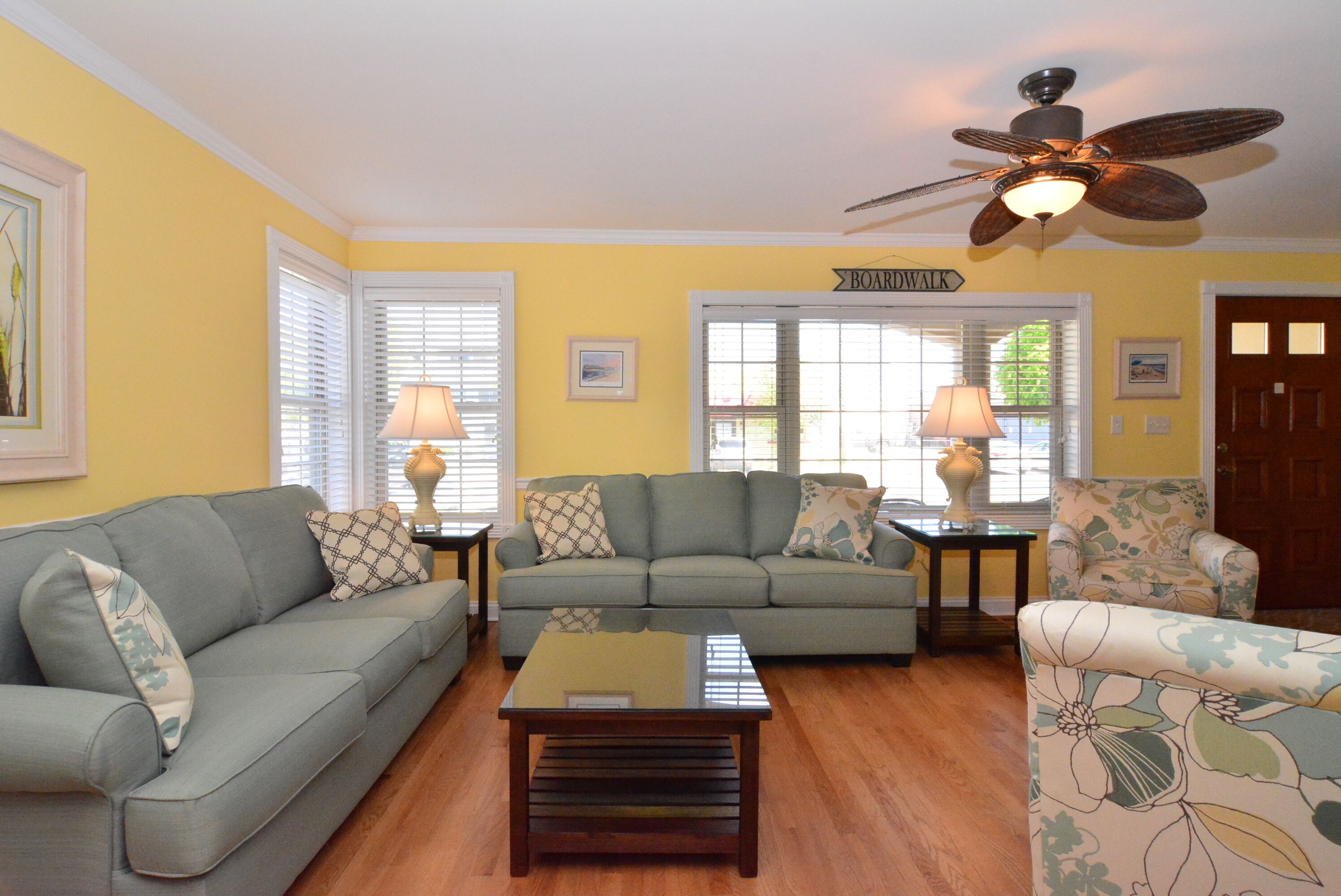 Ocean Block Sleeps 16 Walk to everything! Now booking for 2023!