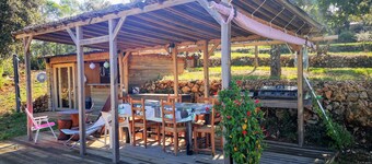 EXCEPTIONAL site: SPACIOUS VILLA 8 BEDS, SWIMMING POOL 15x5M, SAUNA