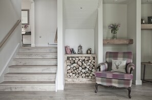 IPod-dokkingstasjon, bøker og MP3-dokkingstasjon