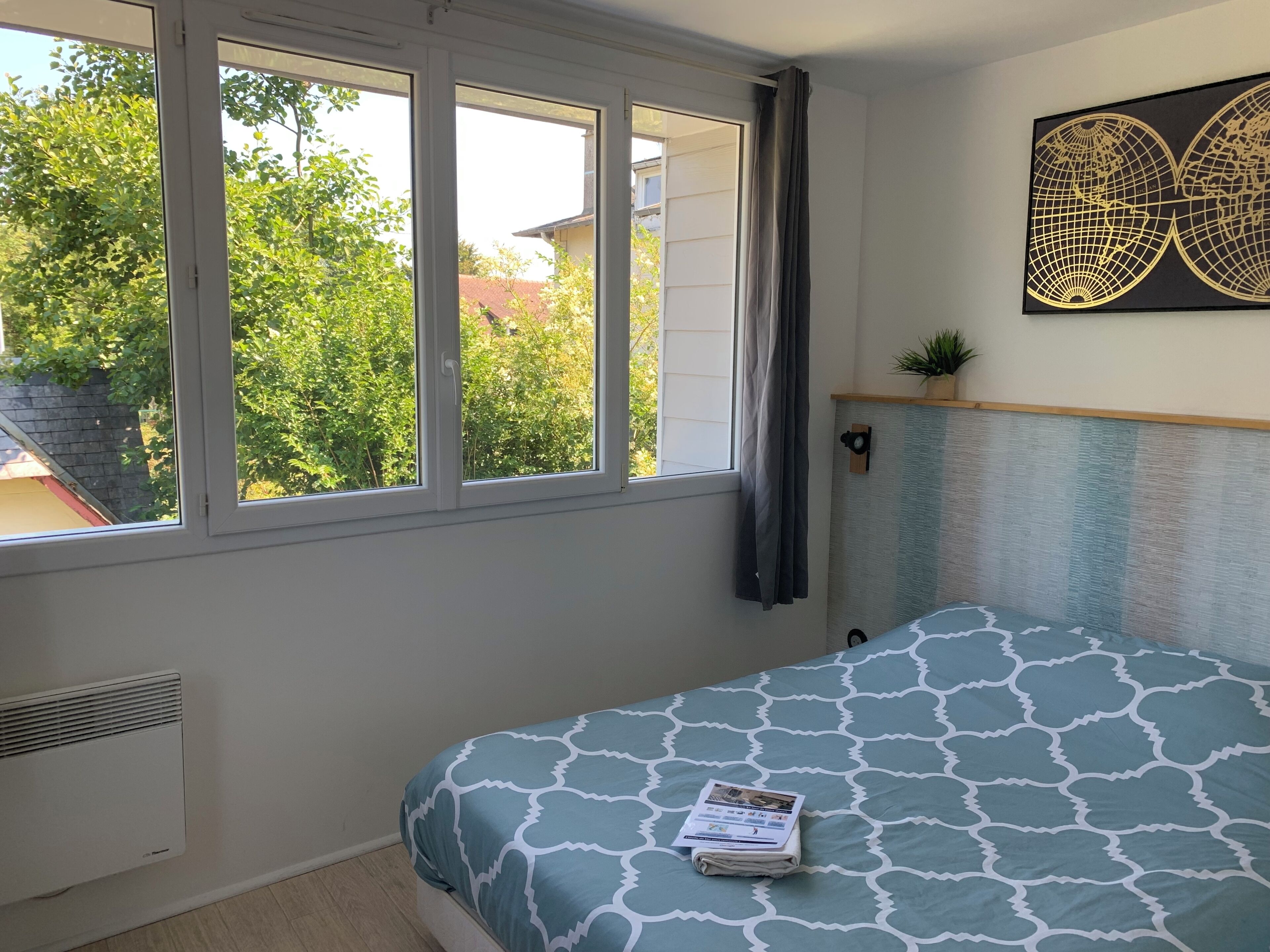 1 bedroom, iron/ironing board, travel cot, free WiFi