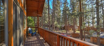Luxury Chalet | Jacuzzi BBQ Lake View | Sleeps 10