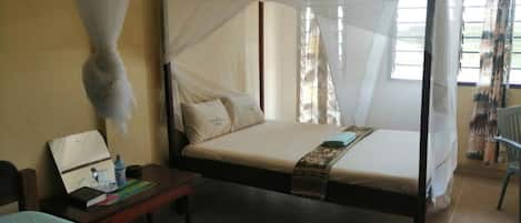 Economy Double Room Single Use, Non Smoking | Premium bedding, desk, free WiFi, bed sheets