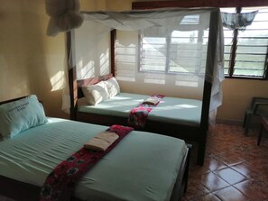 Economy Double Room Single Use, Non Smoking | Premium bedding, desk, WiFi (free), bed sheets