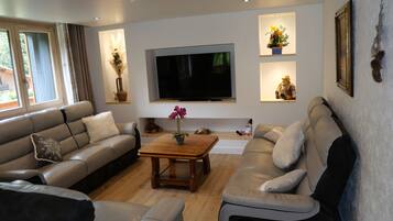 Cheminée, table de tennis de table