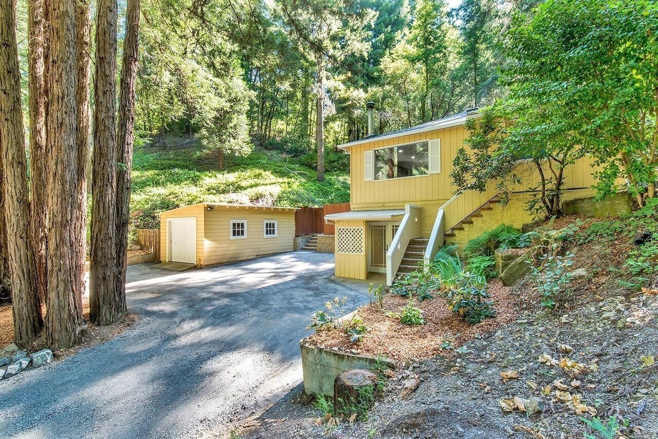 Enchanting Retreat near River, Redwoods, Vineyards