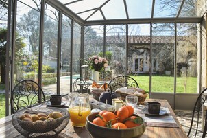 Petit déjeuner continental compris tous les jours