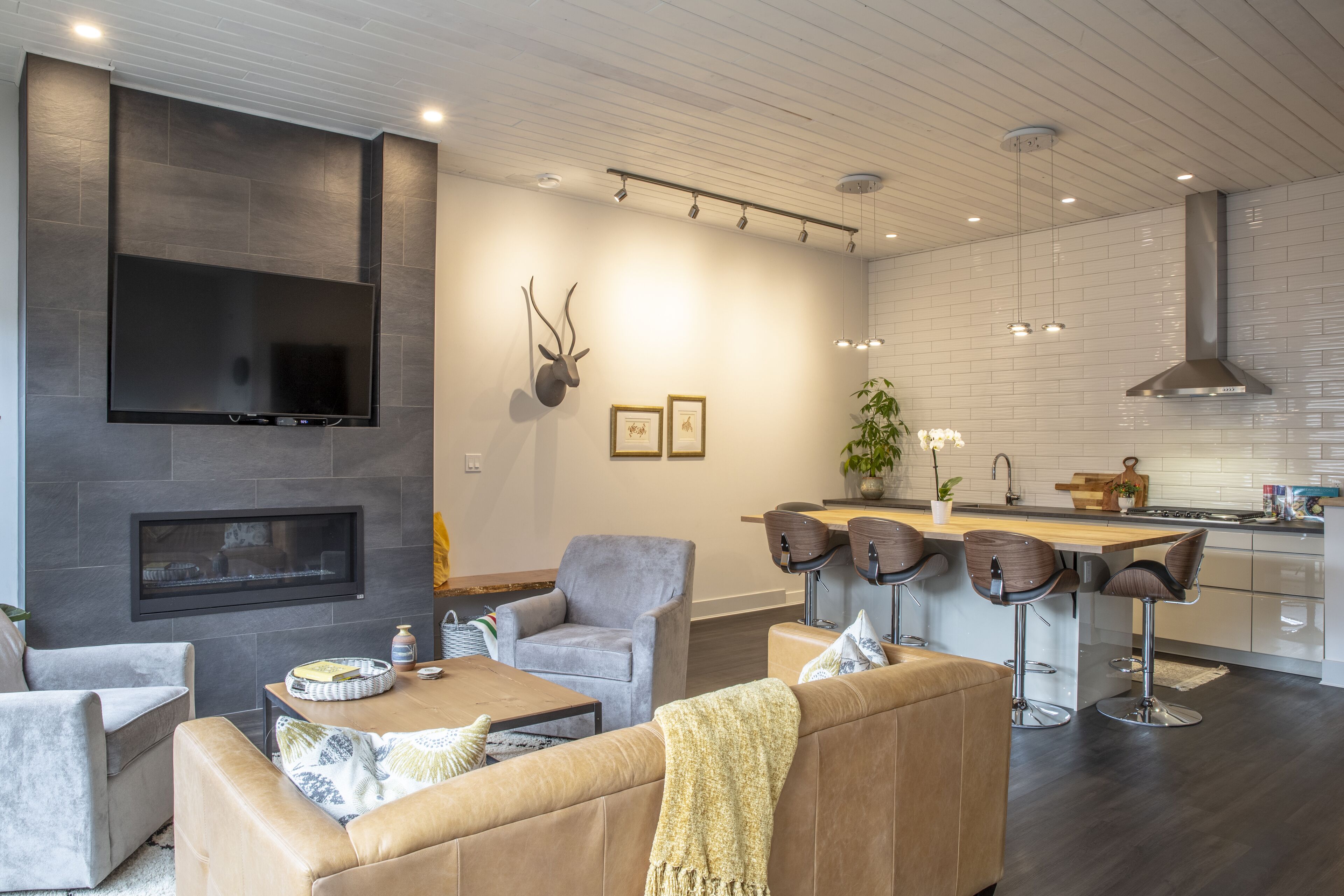 Baker Street Central - Balcony with amazing Street View