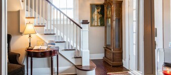 The Guest House of Kentucky (Entire House)