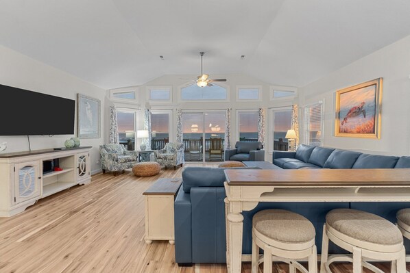 TV, fireplace, DVD player, stereo