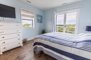 6 bedrooms, internet, bed sheets