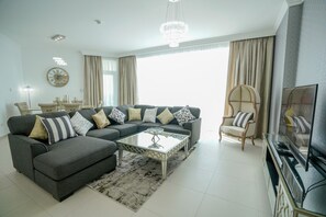 Smart TV, table tennis