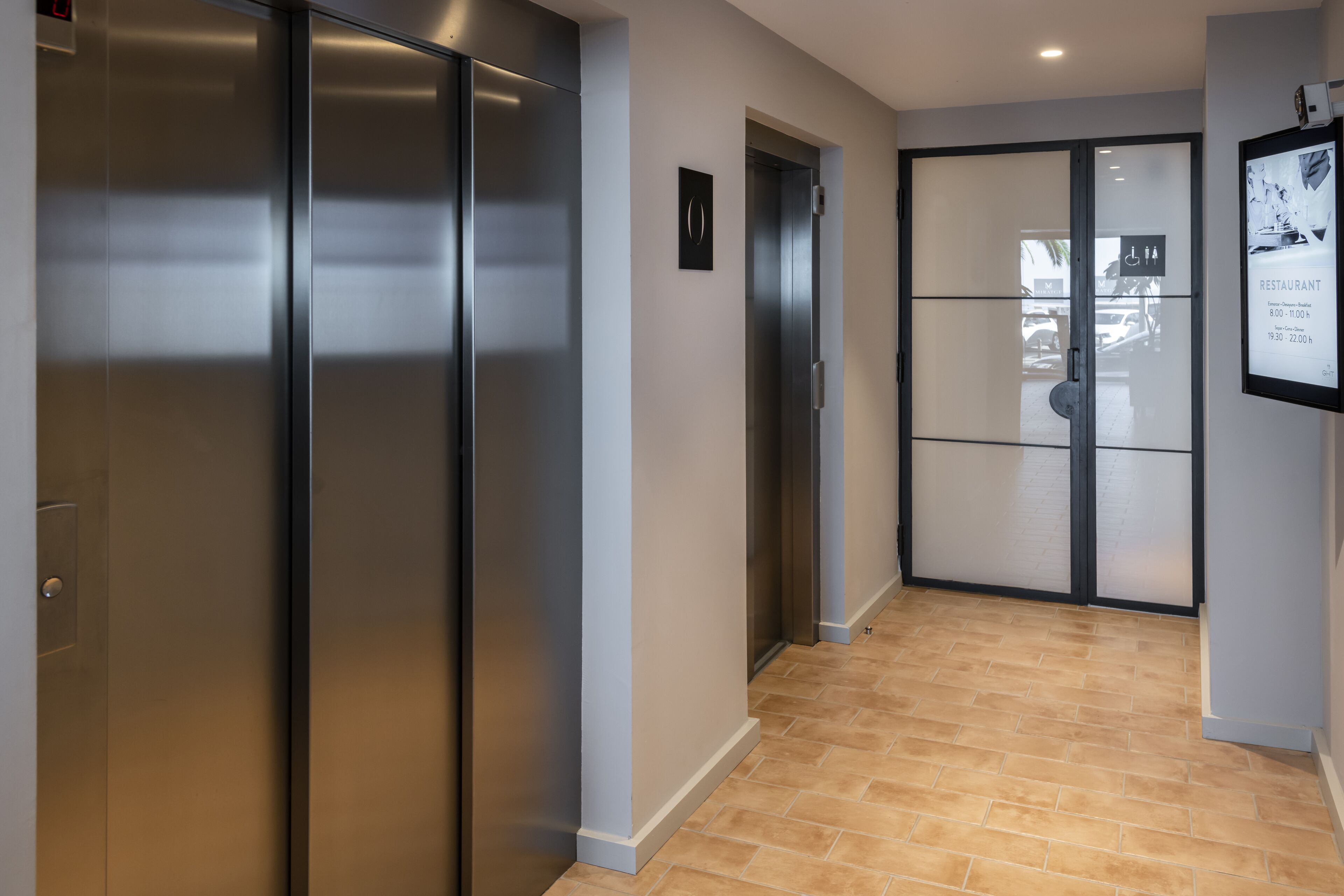 Foto - GHT Miratge - Only Adults 18 and up