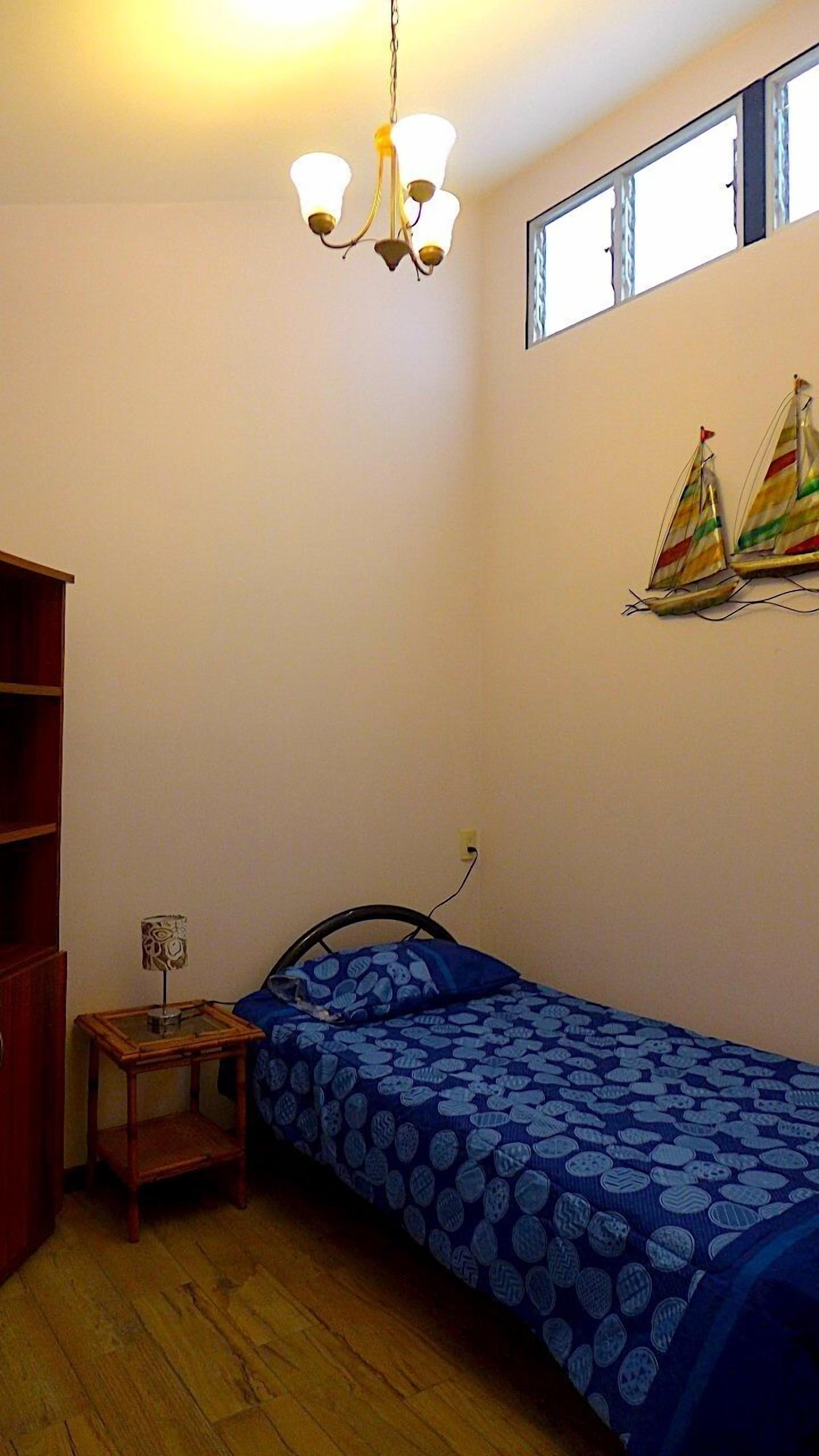 Newly renovated Fully furnished apartment