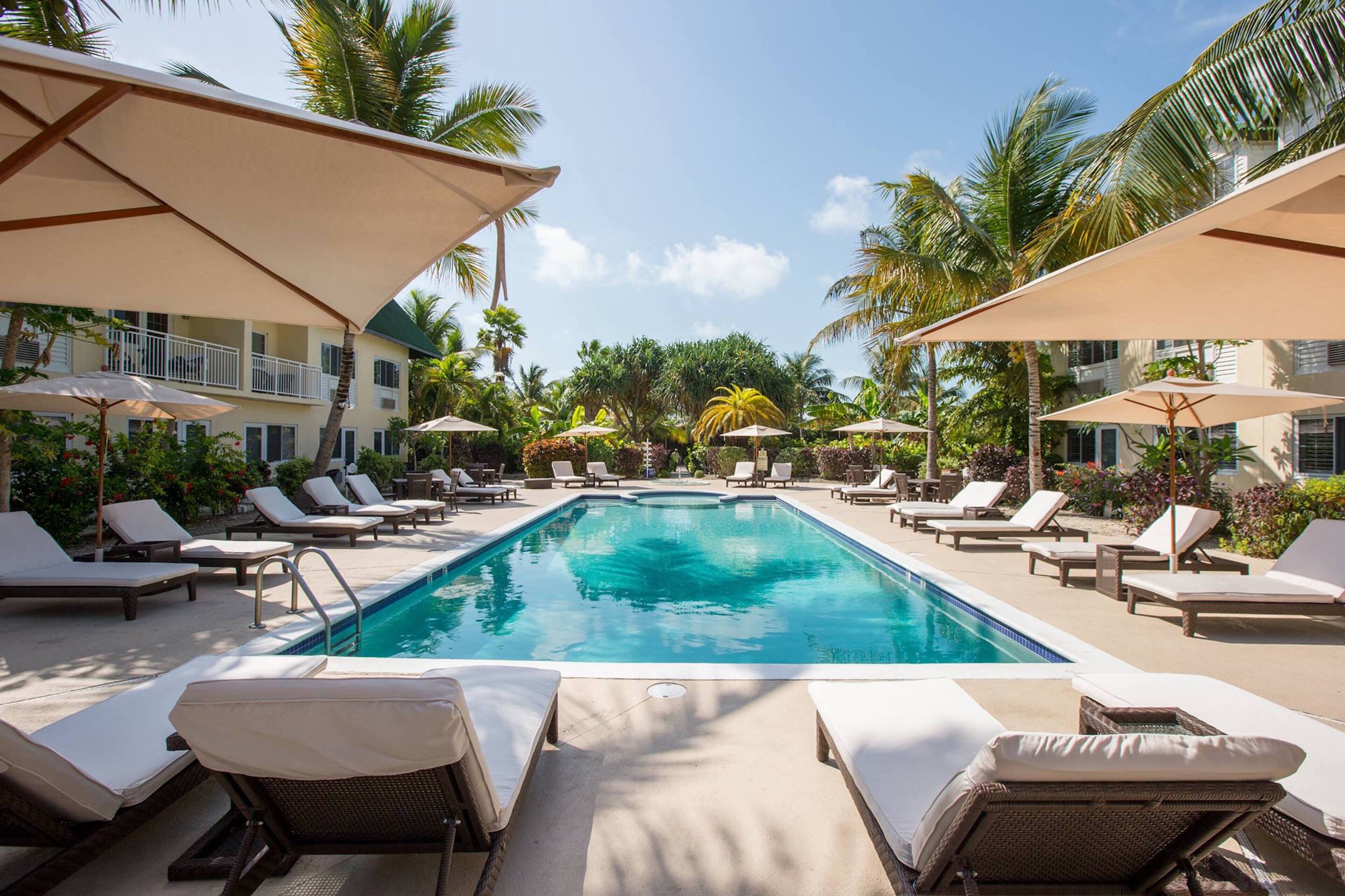 Pool/Courtyard Area