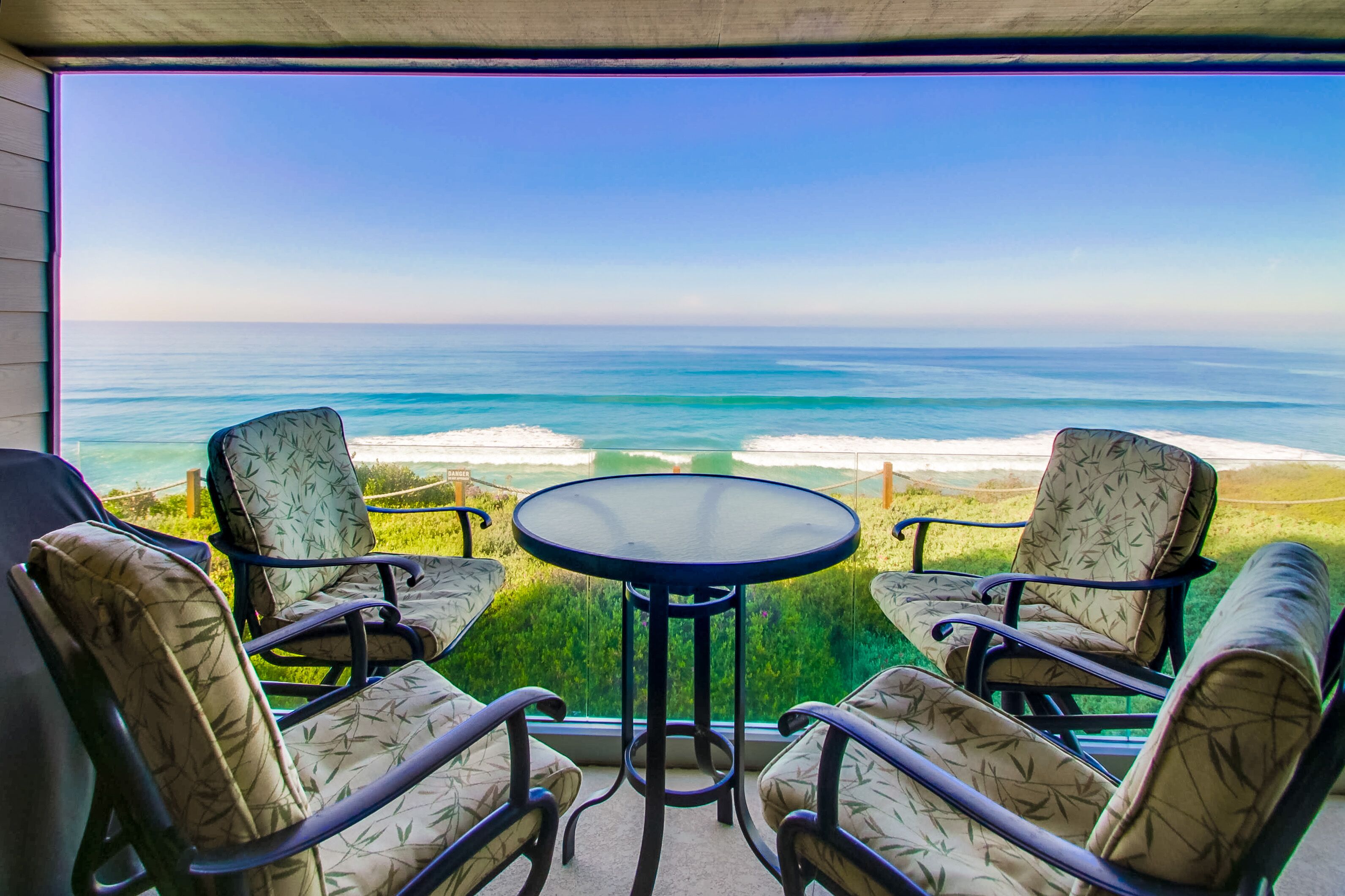 30% OFF all OCT Stays - Panoramic Ocean Views , Elevator, Pool & Spa