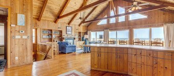 Sentimental Journey | Oceanfront | Dog Friendly, Community Pool | Duck