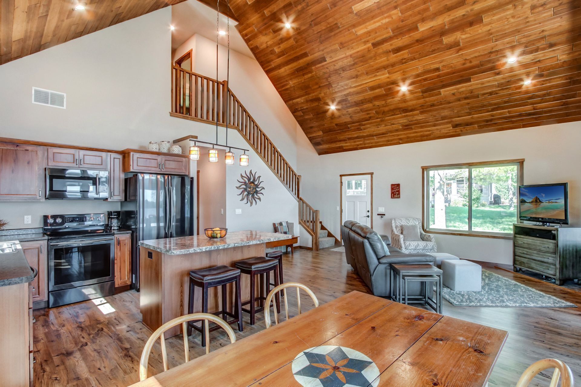 Lakefront Cabin on Lower Long Lake in New Auburn WI