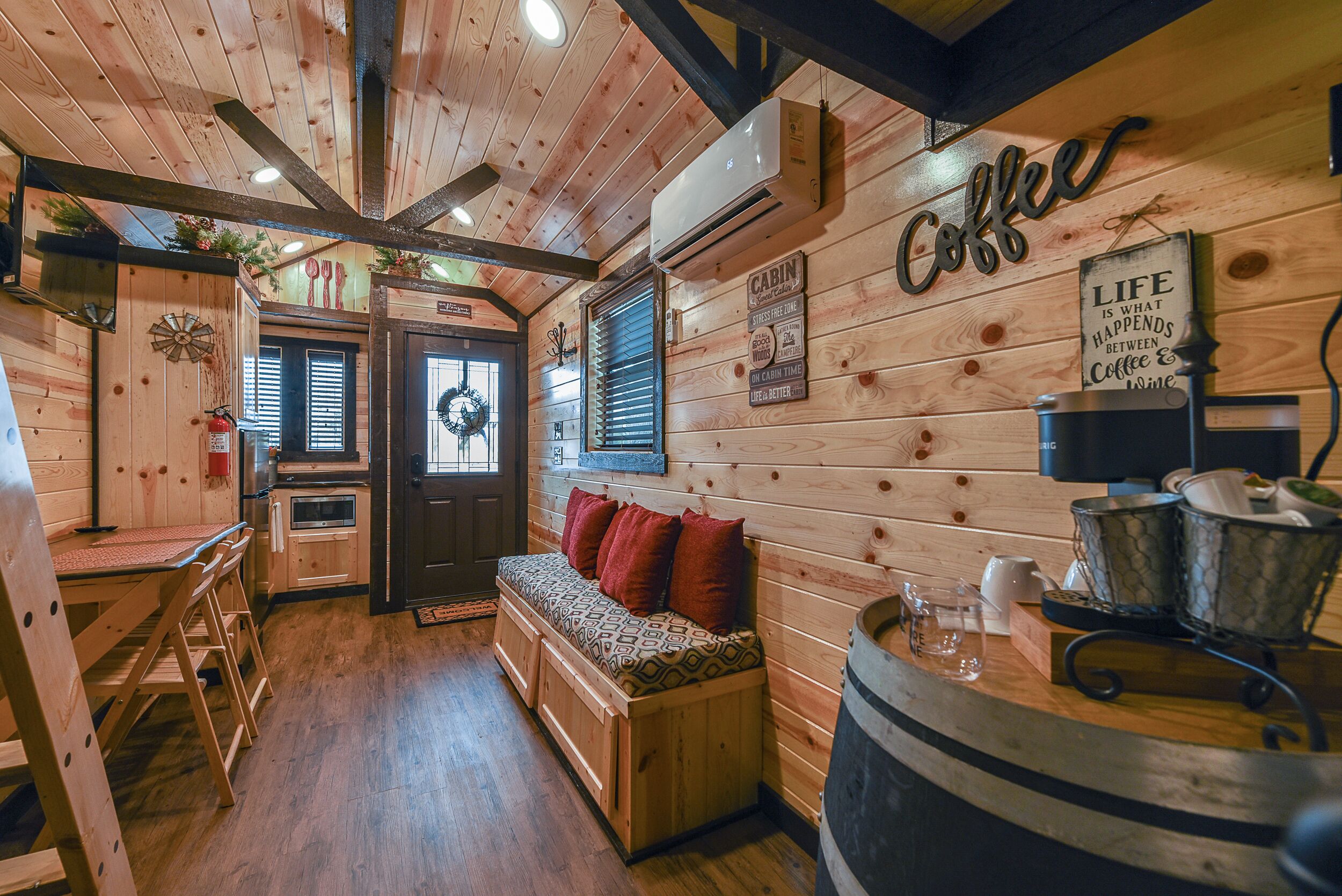 Beautiful Country-Themed Tiny House 145