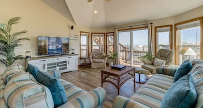 Blue Horizon | 1219 ft from the beach | Private Pool, Hot Tub | Kitty Hawk