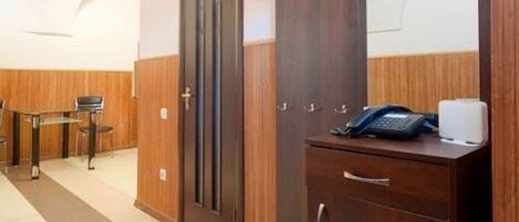 Apartment, 1 Doppelbett und Schlafsofa | Wohnbereich | Fernseher