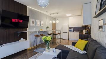 Apartment | Living room | Smart TV, Netflix