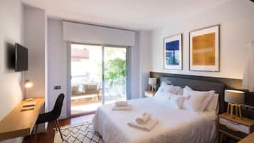 3 bedrooms, iron/ironing board